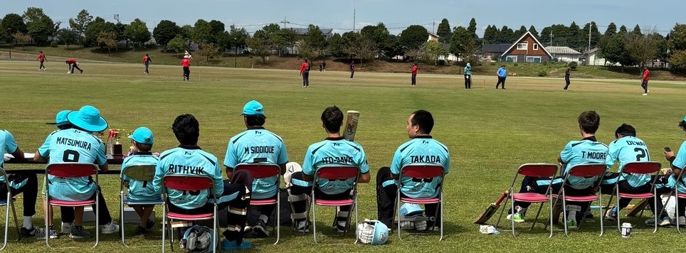 Waiting to bat at Sammu